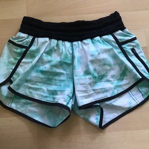 Lululemon tracker short tie dye
